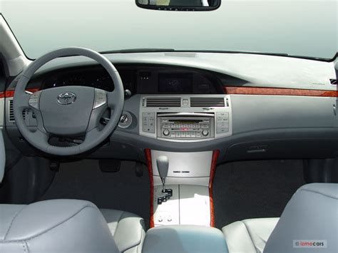 2007 Toyota Avalon Interior | U.S. News & World Report