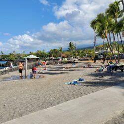 Kahaluu Beach Park, Kailua-Kona - Hawaii Beaches