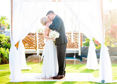 Gorgeous Kauai Wedding Venue and Reception Space | Kauai wedding, Hawaiian wedding inspiration ...