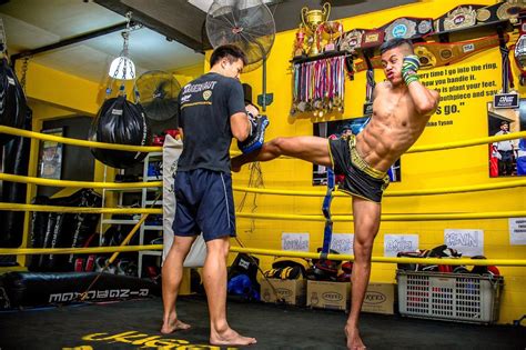 5 Essential Ways To Be An Awesome Muay Thai Training Partner | ONE ...