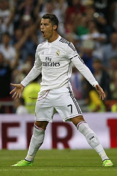 Những hình ảnh đặc trưng của Cristiano Ronaldo