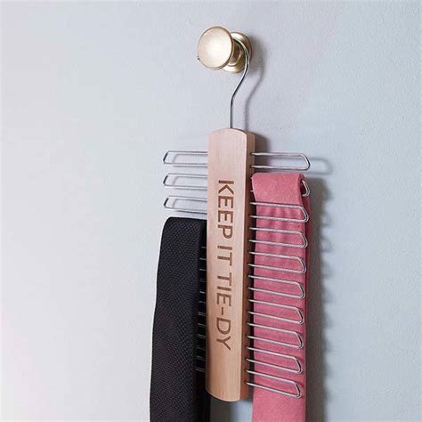 Handmade Personalized Wooden Tie Hanger | Gadgetsin