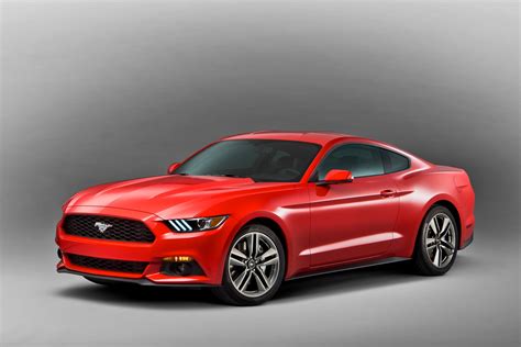 2015 Ford Mustang vs 2015 Chevrolet Camaro - Car Statement