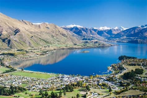 Lake Wanaka Tourism_Bike_Lake-Wanaka-Aerial-View-Town-SD | Mint Tours