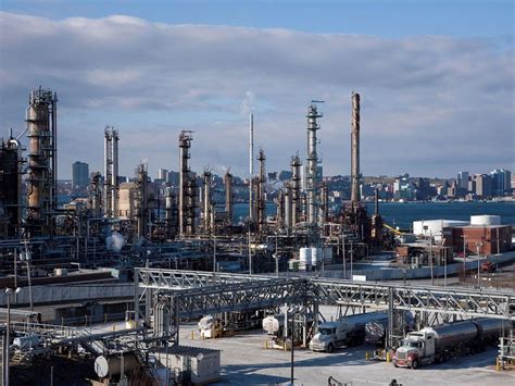 Imperial Oil Dartmouth refinery to close | Financial Post