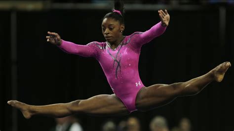 Simone Biles vs. Katelyn Ohashi | AT&T American Cup 2013 | wthr.com