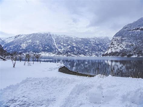 Winter landscape at the fjord lake river in Framfjorden Norway. 4628584 ...