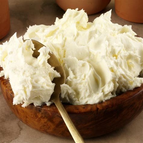 11 Best Cream Cheese Substitutes - Insanely Good