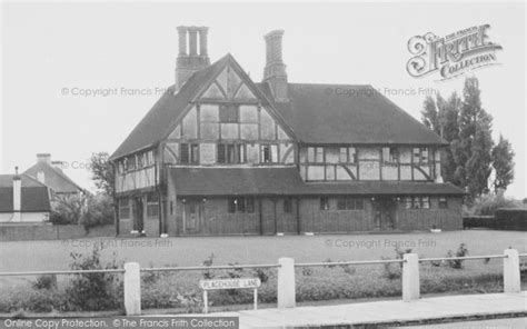 Photo of Old Coulsdon, The Tudor Rose c.1960 - Francis Frith