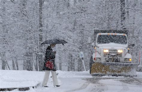 Snow Storm Hits New England, Closing Schools and Causing Power Outages ...