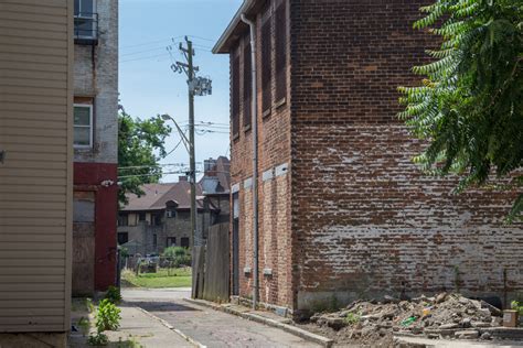 A Photographic Walking Tour Of Cincinnati's Camp Washington ...