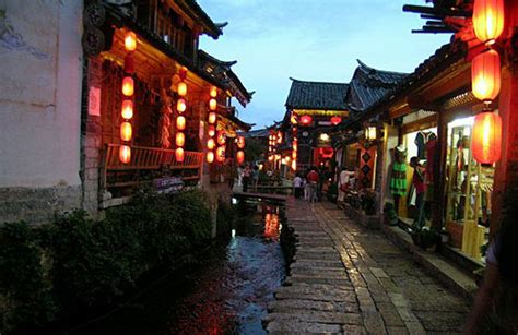 Lijiang Nightlife, Lijiang Nightlife Guide - Lijiang Travel Guide