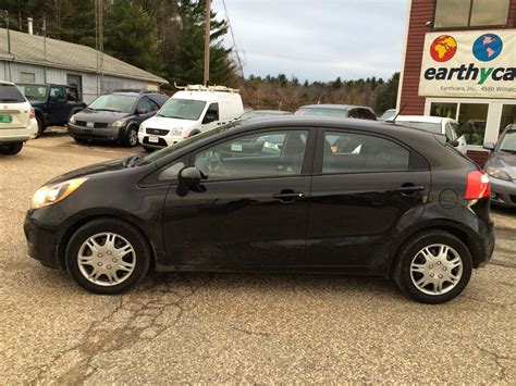 Earthy Cars Blog: EARTHY CAR OF THE WEEK: 2012 Black Kia Rio5