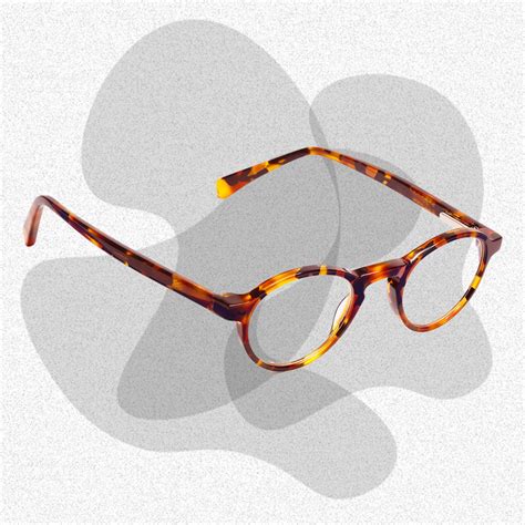 The 9 Best Reading Glasses for Men in 2024 - Men's Journal