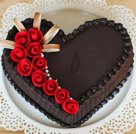 Top 30 Best Beautiful Birthday Cake Images Photos Pictures Download