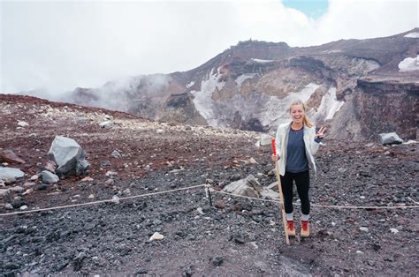 How to climb Mt Fuji in one day | look about lindsey | travel and lifestyle blog