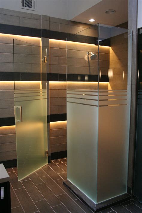 Door Designs: Frameless Showers | Bathroom shower doors, Shower doors ...