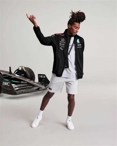 Mercedes F1 Jackets | Official Mercedes-AMG F1 Store