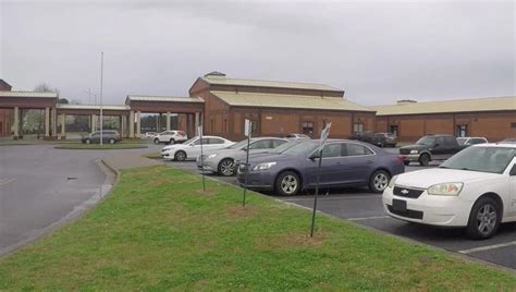 Student found with loaded pistol at Coweta high school, principal says ...