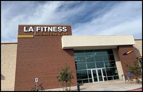 Does LA Fitness Have A Pool July 2024?