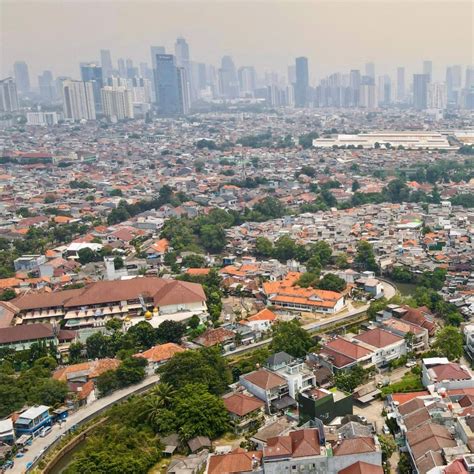 Jakarta’s motorists say ‘outrageous’ plan to punish high-emissions vehicles hurts the poor ...