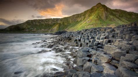 Giant's Causeway, Unique Rock Formation of Ancient Times - Traveldigg.com