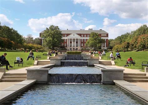 McKeldin Library at the University of Maryland, College Park [1800x1280] : r/ArchitecturePorn