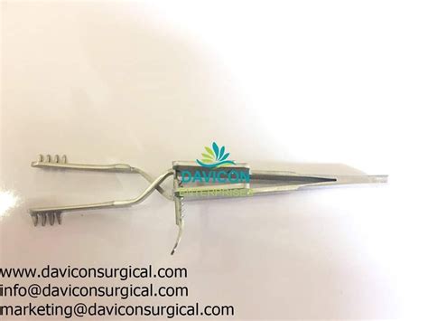 HEISS SKIN RETRACTOR 4X4 PRONGS 10CM CROSS ACTION | Orthopedics, Surgical instruments, Plastic ...