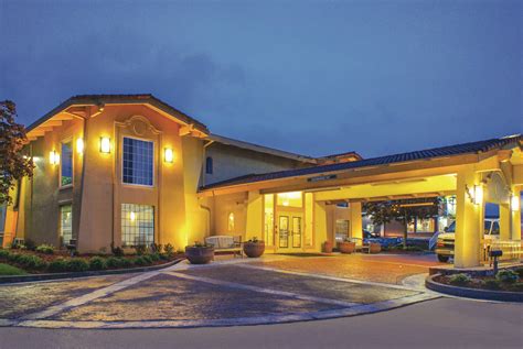 La Quinta Inn by Wyndham Moline Airport | Moline, IL Hotels