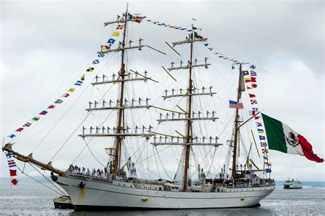 Mexican navy tall ship arrives in Seattle