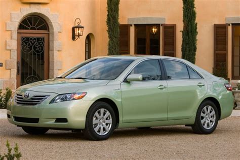 2007 Toyota Camry Hybrid Pictures - 67 Photos | Edmunds