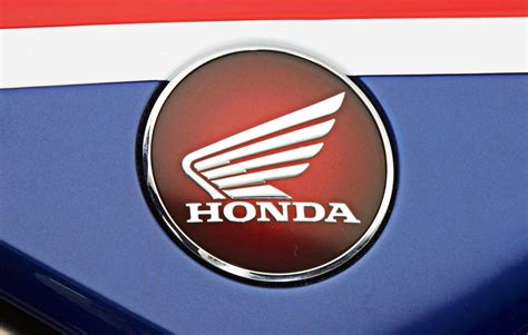 Honda motorcycle logo history and Meaning, bike emblem