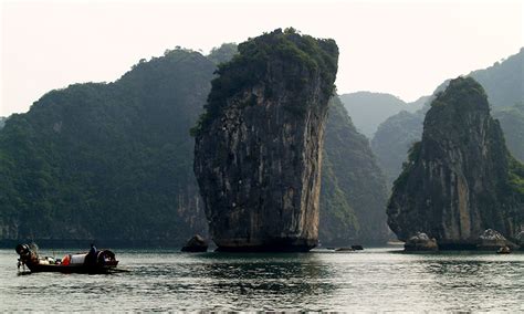 15 top rated tourist attractions in Vietnam