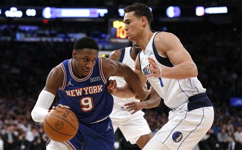 Knicks end Mavericks' 6-game win streak with 108-85 victory | AP News