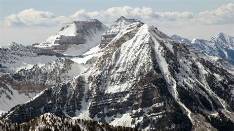 Backcountry Skiing Timpanogos Cold Fusion & Grunge Couloirs