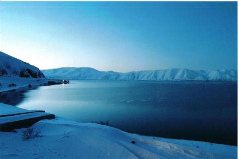 Sevan Lake in Winter : r/armenia