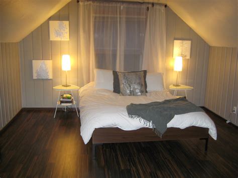* Remodelaholic *: Painting Over Knotty Pine Paneling; Complete Master Bedroom Redo