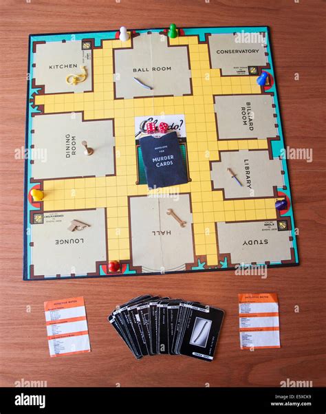 Cluedo board game hi-res stock photography and images - Alamy