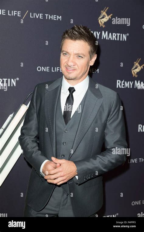 New York, NY, USA. 20th Oct, 2015. Jeremy Renner at arrivals for Remy ...