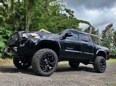 2019 Toyota Tacoma Fuel Assault Rough Country Suspension Lift 3in | Custom Offsets