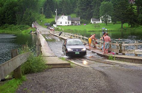 Brookfield, Vt - Floating Bridge 3 Photograph by Frank Romeo - Fine Art America