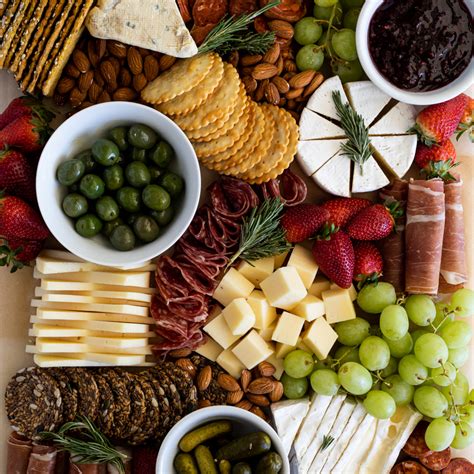 Easy Birthday Charcuterie Board Ideas 2023 - AtOnce