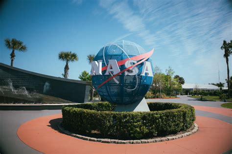 Kennedy Space Center at Cape Canaveral • Your Guide to America