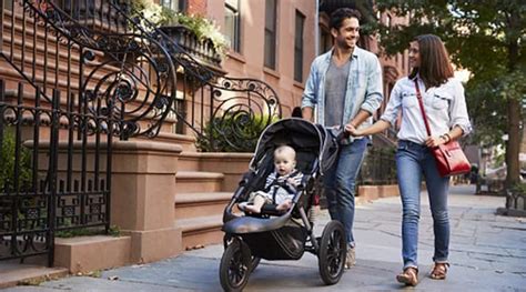 Taking your baby for a stroller ride? Here are 6 safety tips to keep in ...