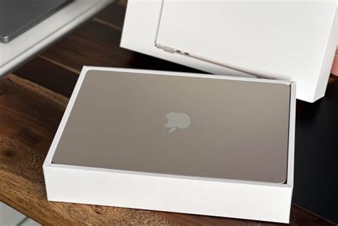 First look at the 2022 MacBook Air in Starlight