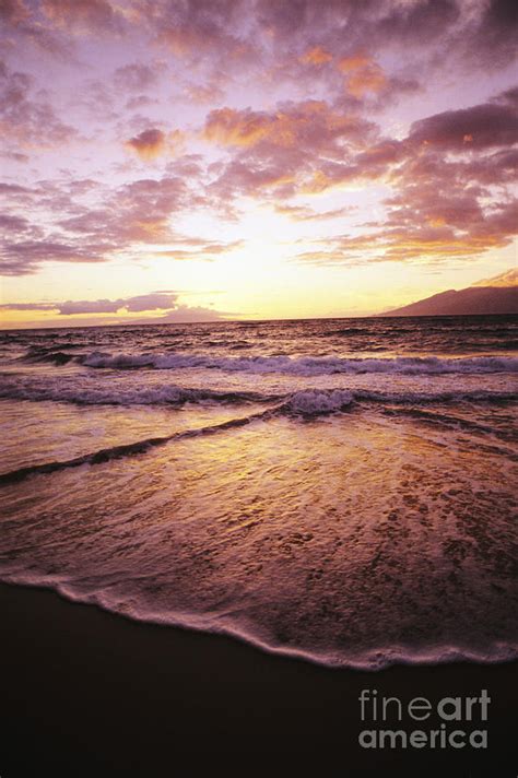 Wailea Beach at sunset Photograph by Joe Carini - Printscapes | Fine ...