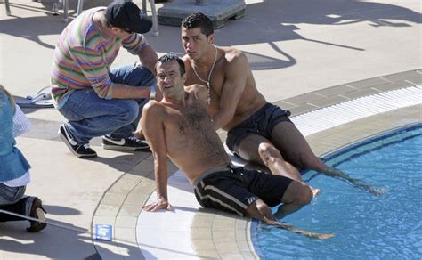 ronaldo swimming pool - Cristiano Ronaldo Photo (11566862) - Fanpop