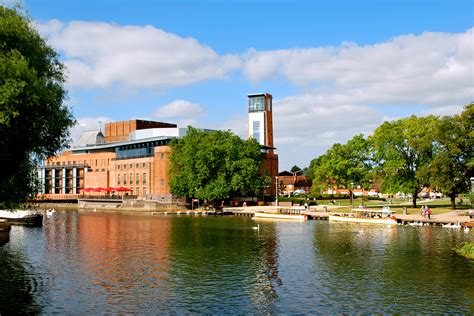 River Sightseeing Cruise for Two in Stratford-upon-Avon