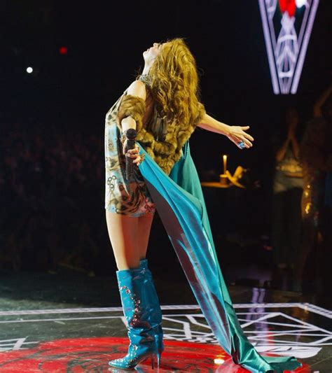 Shania Twain dazzles in show-stopping ultra-mini dress and thigh-high boots for latest Queen of ...