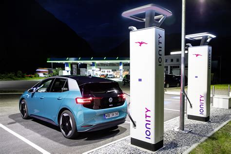 Battery electric vehicle (BEV) sales up 122.9 percent in the UK for June 2021